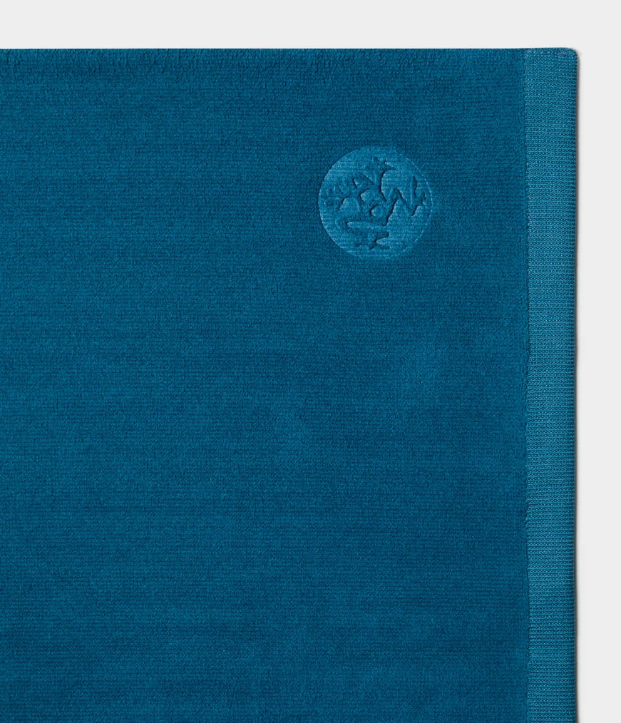Equa Hot Hand Yoga Towel - Image 3